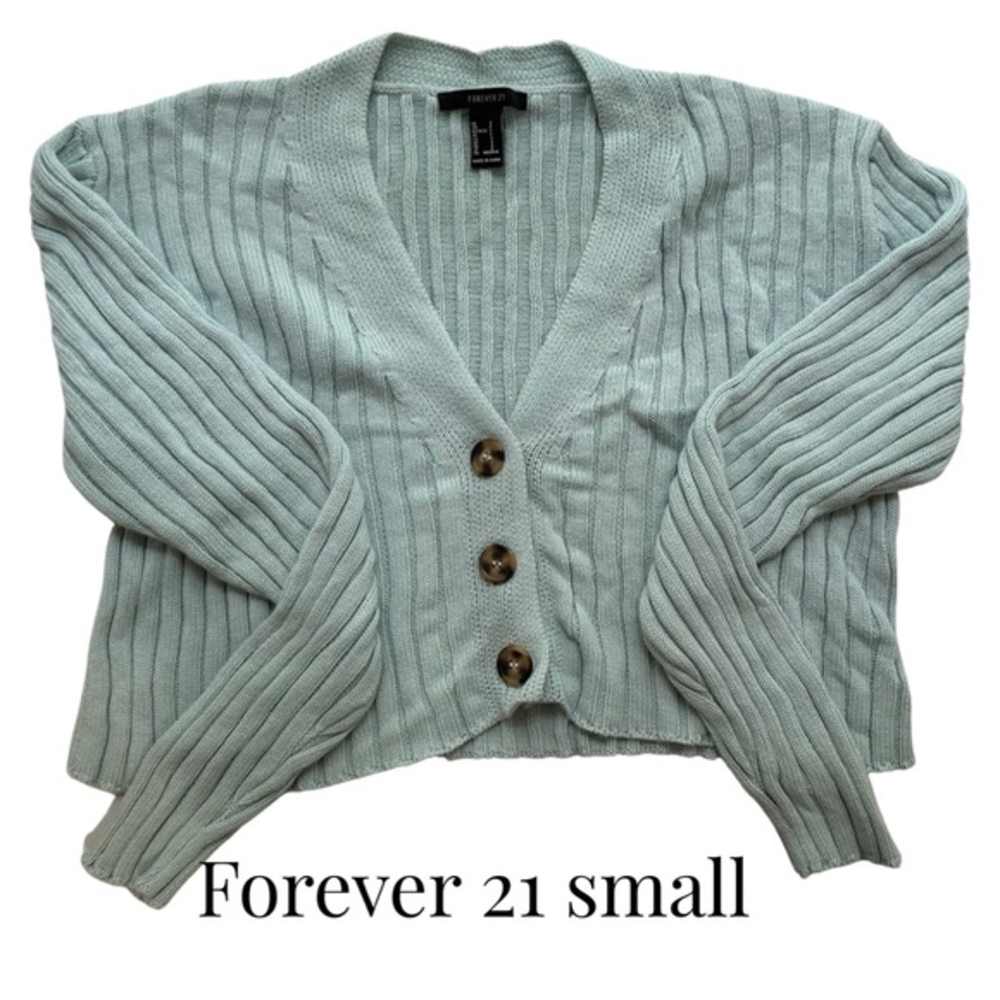Forever 21 light blue Cardigan‎ with tortoise buttons - small